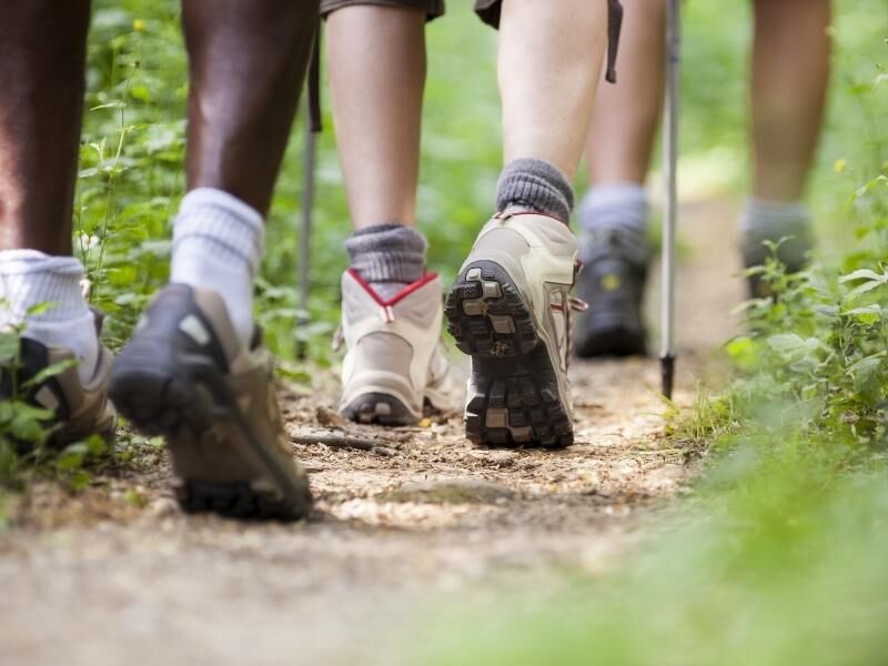 Trois façons de sculpter les chaussures de randonnée pour soulager les symptômes